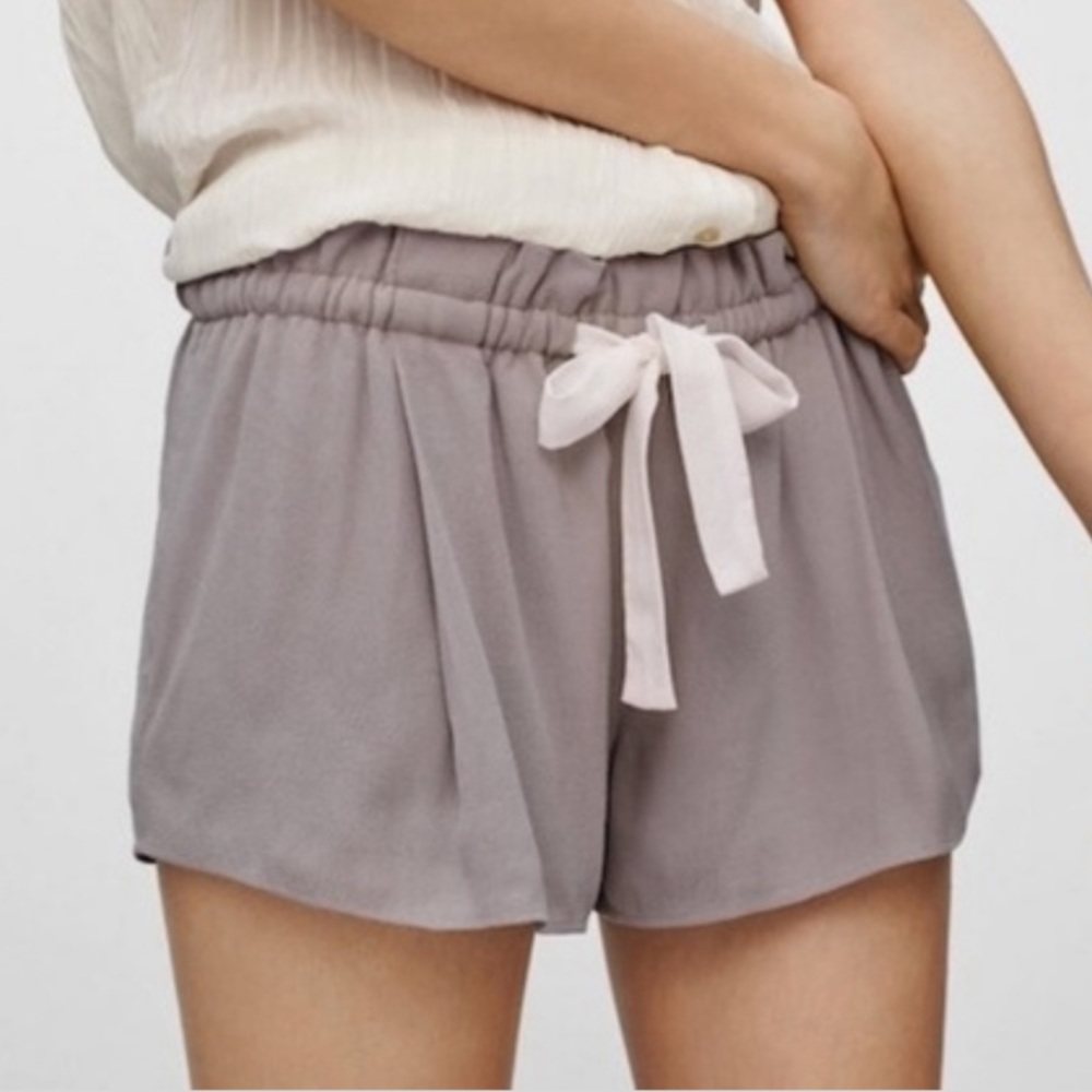 Aritzia shorts